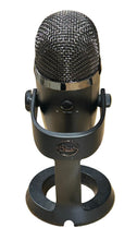 Charger l'image dans la galerie, Blue Yeti Nano USB Blue Microphone With Cable - See Description
